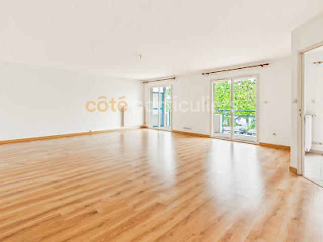 Vente Appartement 3 pièces 87 m2 Sainte Luce sur Loire