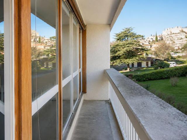 Vente Appartement 3 pièces 84.5 m2 Gréoux les Bains
