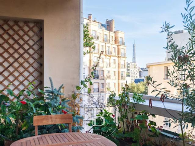 Vente Appartement 3 pièces 84.7 m2 Paris 16ème