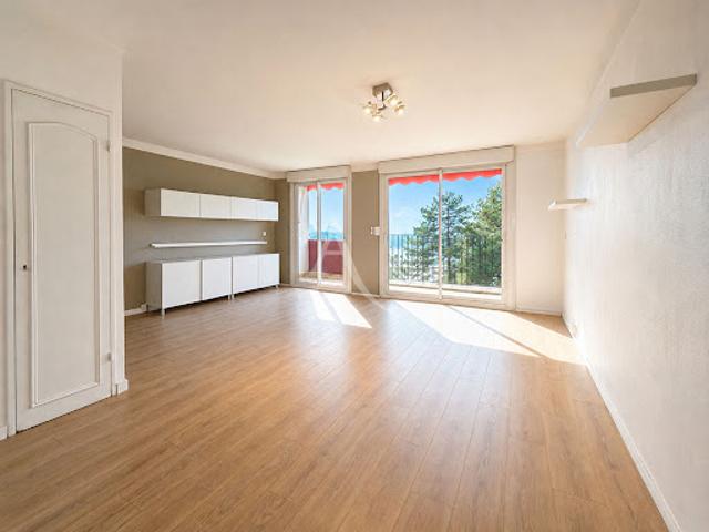 Vente Appartement 3 pièces 84.9 m2 Pau