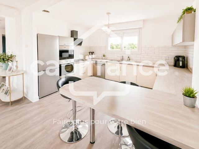 Vente Appartement 3 pièces 84 m2 Ambares et lagrave