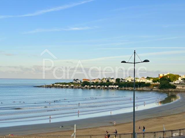 Vente Appartement 3 pièces 84 m2 Royan