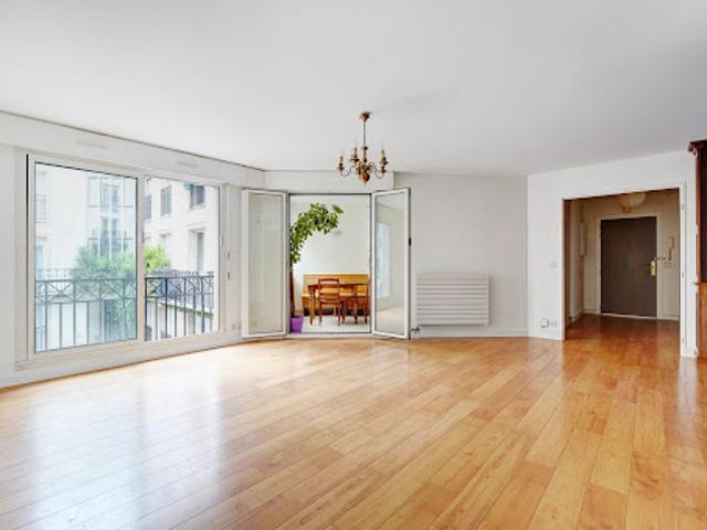 Vente Appartement 3 pièces 88.12 m2 Paris 11ème