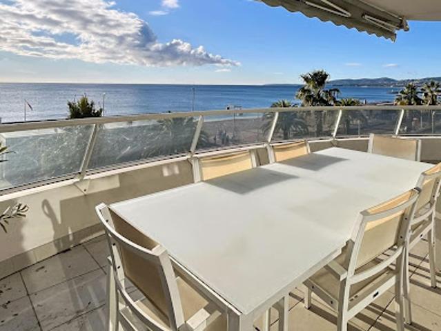 Vente Appartement 3 pièces 93 m2 Frejus