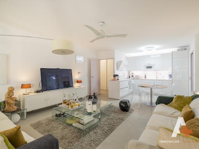Vente Appartement 3 pièces 92 m2 Marseille 2ème