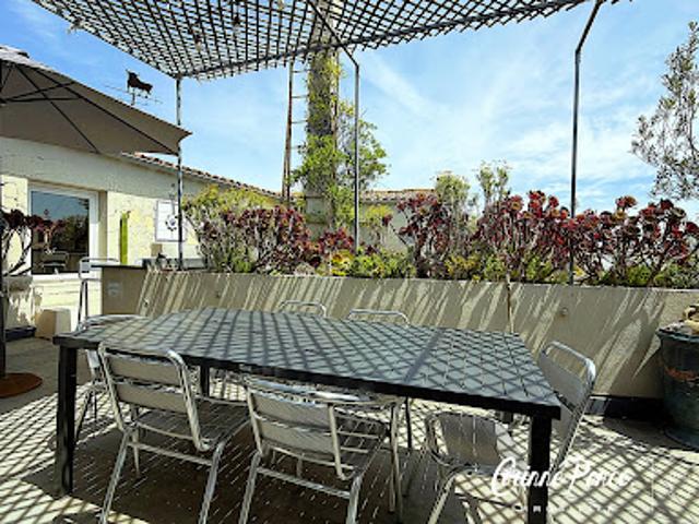 Vente Appartement 3 pièces 92 m2 Nimes