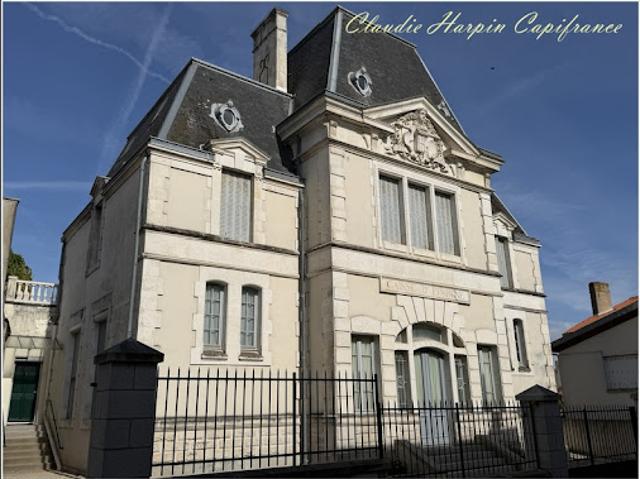 Vente Appartement 3 pièces 97 m2 Parthenay