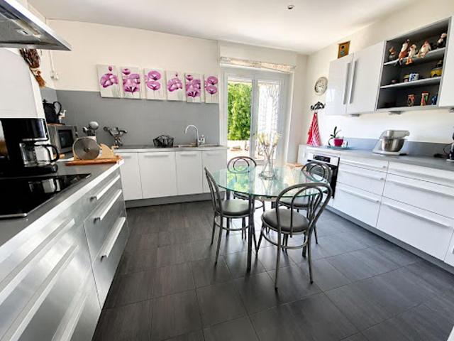 Vente Appartement 3 pièces 99.64 m2 Lyon 6ème