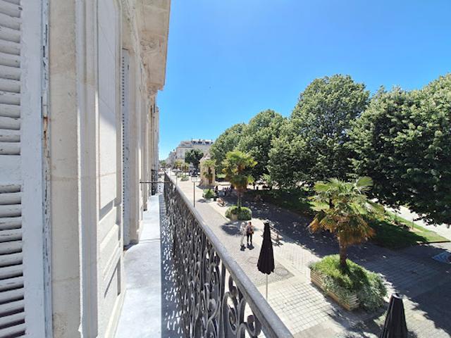 Vente Appartement 3 pièces 99 m2 Rochefort