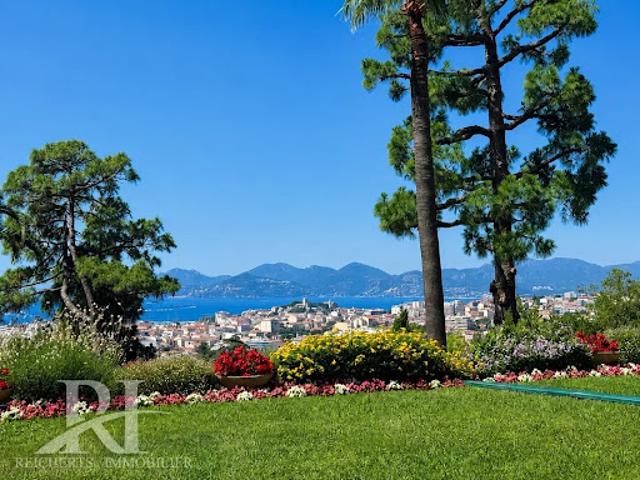 Vente Appartement 3 pièces 100.63 m2 Cannes