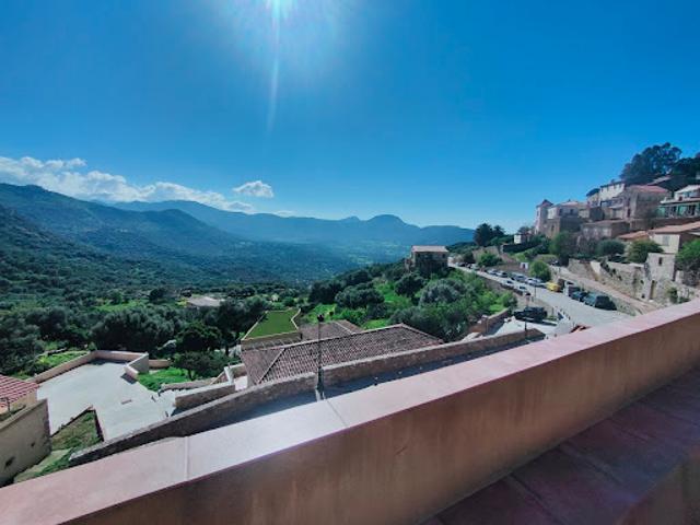 Vente Appartement 3 pièces 100 m2 Corbara
