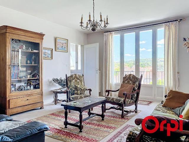 Vente Appartement 3 pièces 100 m2 Montluçon