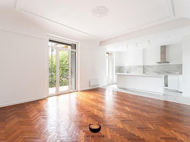 Vente Appartement 3 pièces 100 m2 Marseille 8ème