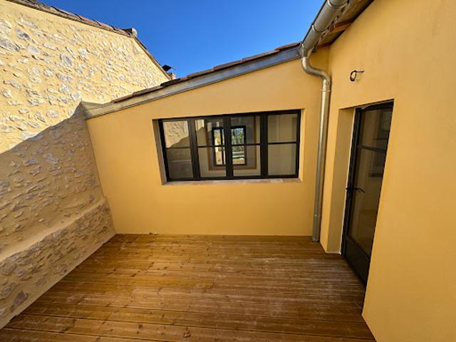 Vente Appartement 3 pièces 101.06 m2 Saint Saturnin lès Apt