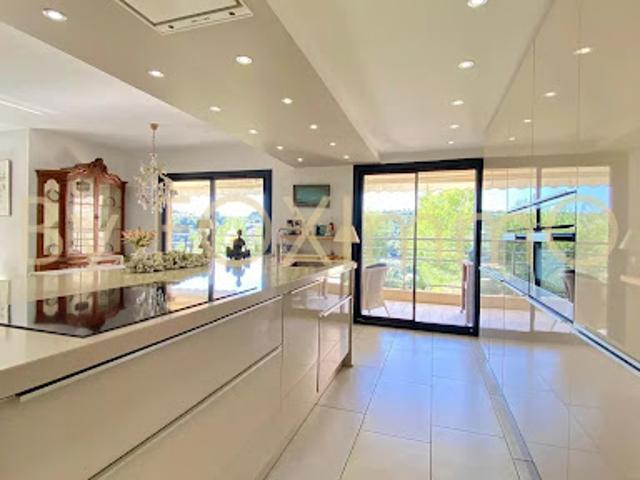 Vente Appartement 3 pièces 102 m2 Cagnes sur Mer