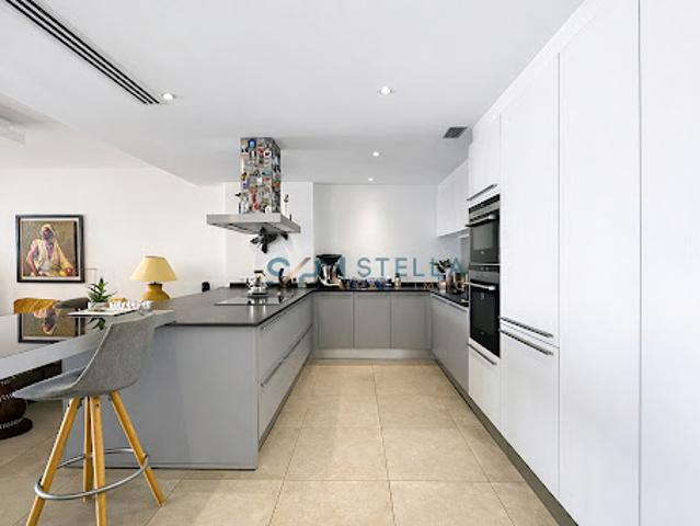 Vente Appartement 3 pièces 111 m2 Albitreccia