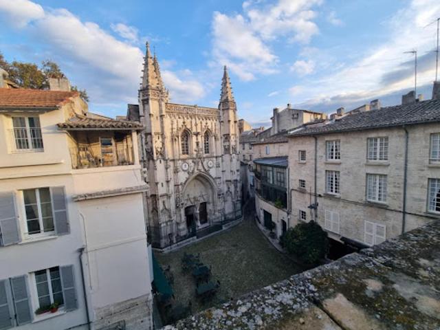 Vente Appartement 3 pièces 112 m2 Avignon