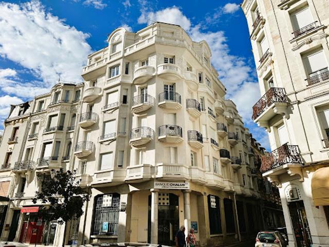 Vente Appartement 3 pièces 114.89 m2 Vichy