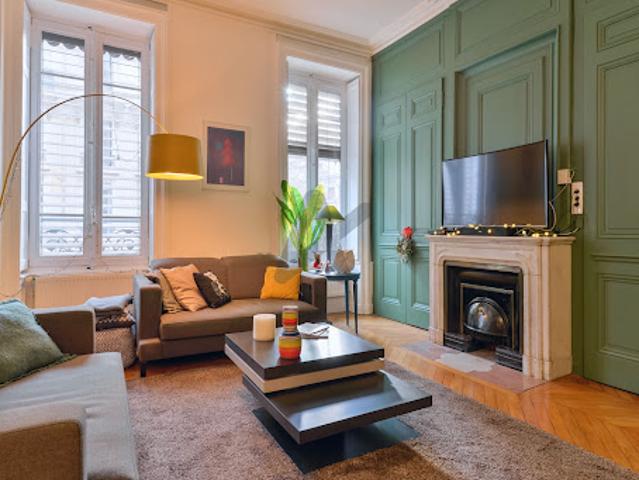 Vente Appartement 3 pièces 115 m2 Lyon 6ème