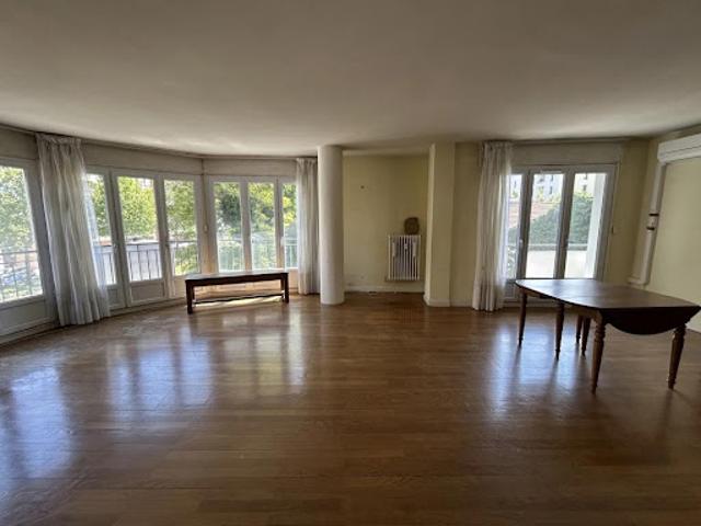 Vente Appartement 3 pièces 118 m2 Grenoble