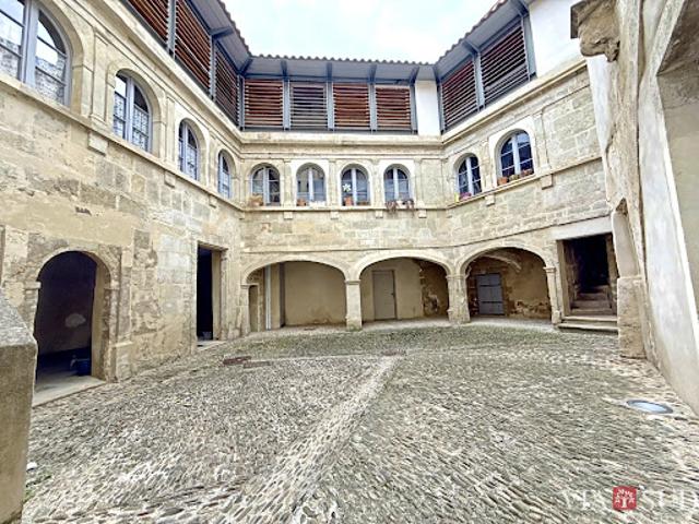 Vente Appartement 3 pièces 119 m2 Beziers