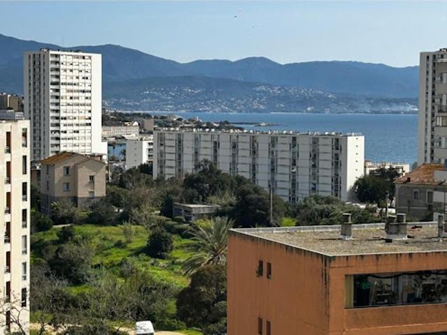 Vente Appartement 4 pièces 130 m2 Ajaccio