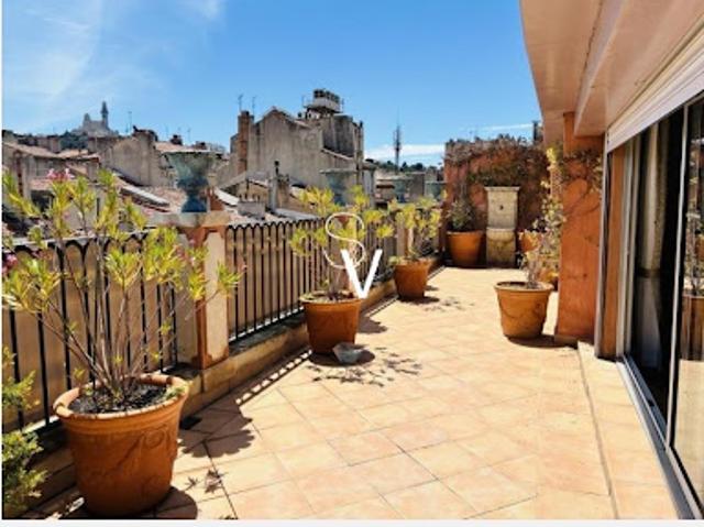 Vente Appartement 3 pièces 131 m2 Marseille 1er