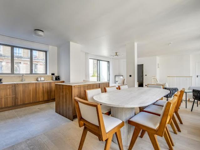 Vente Appartement 3 pièces 142 m2 Paris 16ème