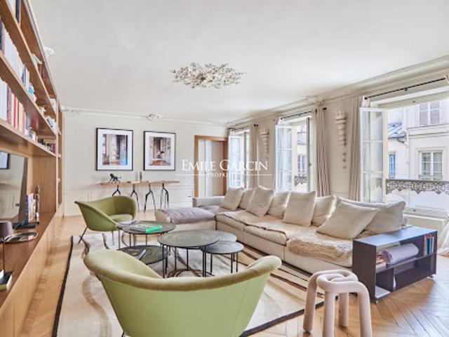 Vente Appartement 3 pièces 147.57 m2 Paris 7ème