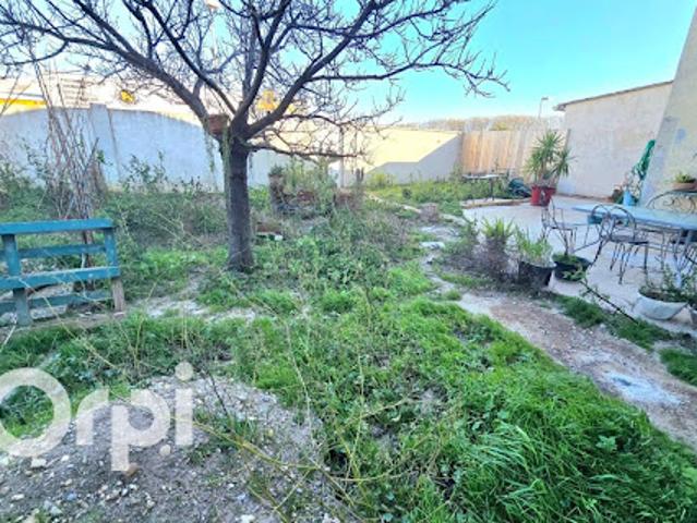 Vente Appartement 3 pièces 240 m2 Saint Martin de Crau