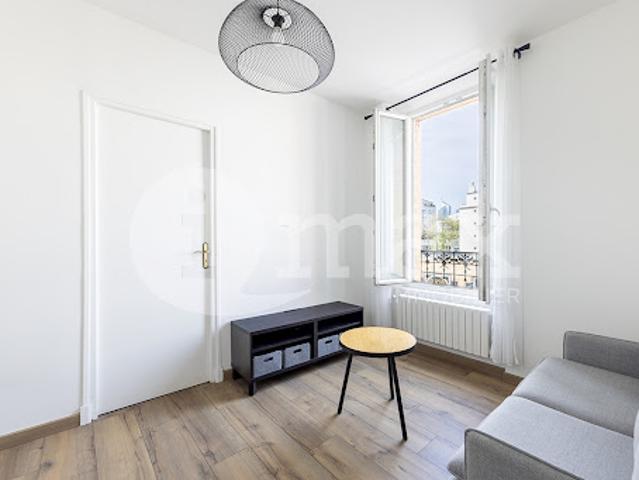Vente Appartement 3 pièces 37 m2 Courbevoie