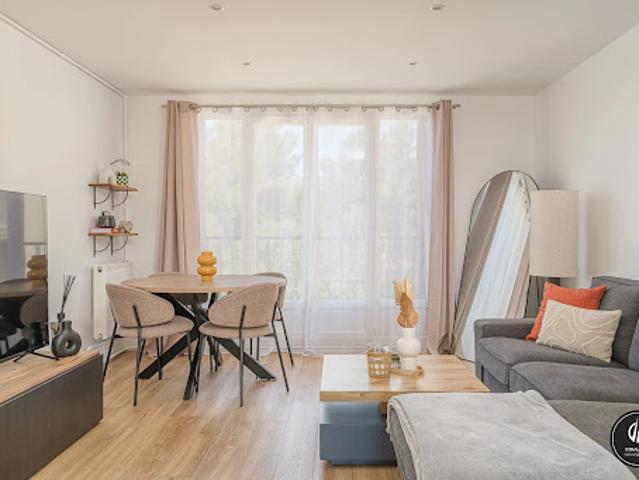 Vente Appartement 3 pièces 53 m2 Aubagne