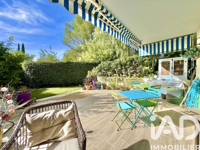Vente appartement 3 pièces Boulouris 83