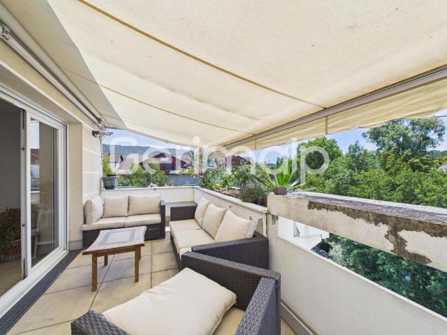 Vente Appartement 3 pièces + cuisine 69,40 m² 430 000 €
