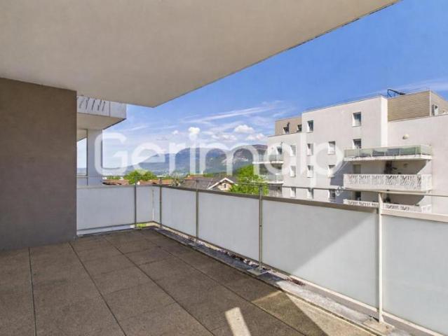 Vente Appartement 3 pièces + cuisine 70 m² 290 000
