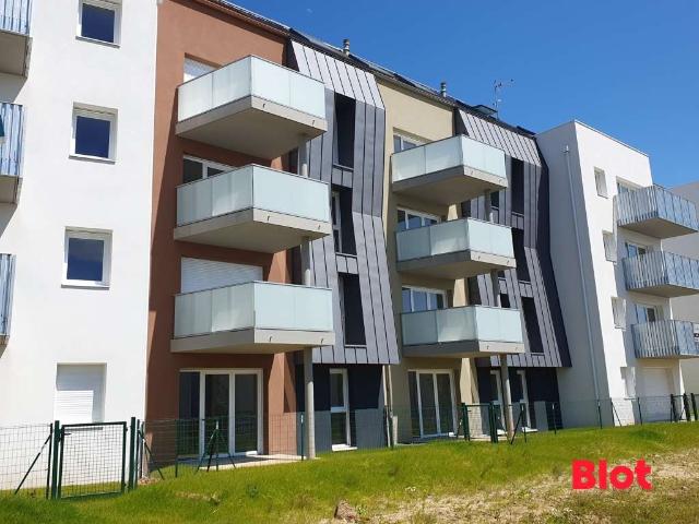 Vente appartement 3 pièces Fougères 35