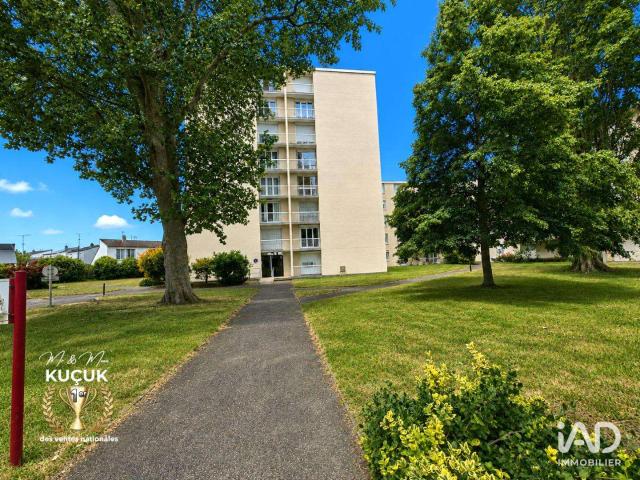 Vente appartement 3 pièces Fleury les Aubrais 45