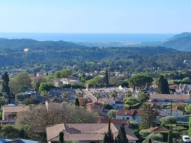 Vente appartement 3 pièces Grasse 06