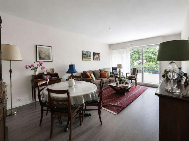 Vente appartement 3 pièces Laval 53