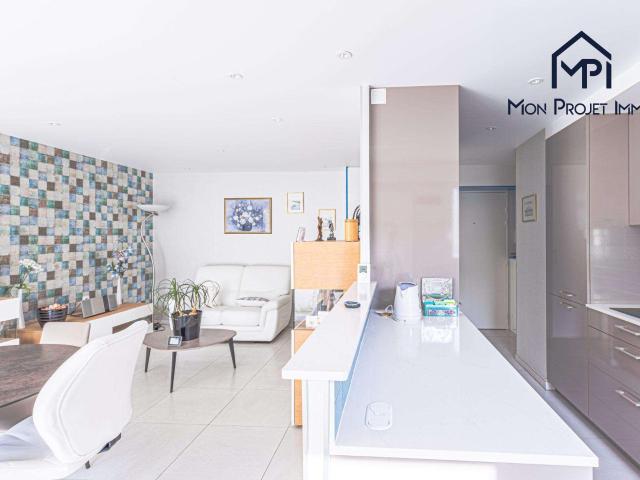 Vente appartement 3 pièces Laval 53