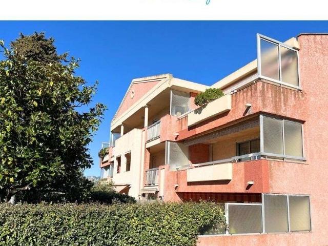 Vente appartement 3 pièces Le Pradet 83