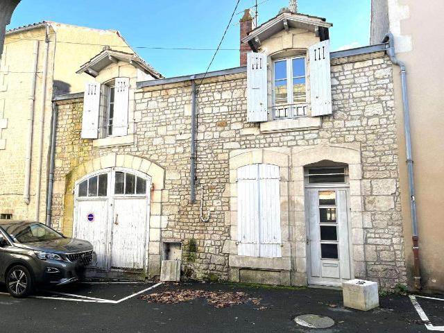 Vente appartement 3 pièces Luçon 85