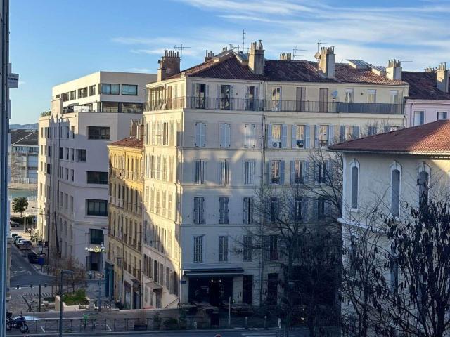 Vente appartement 3 pièces Marseille 2e 13