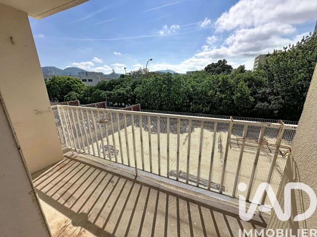 Vente appartement 3 pièces Marseille 9e 13