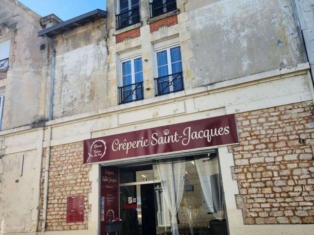 Vente appartement 3 pièces Pons 17