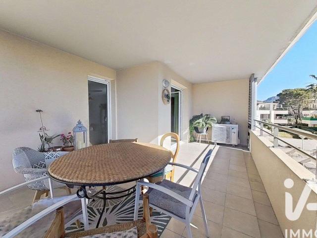 Vente appartement 3 pièces Roquebrune sur Argens 83