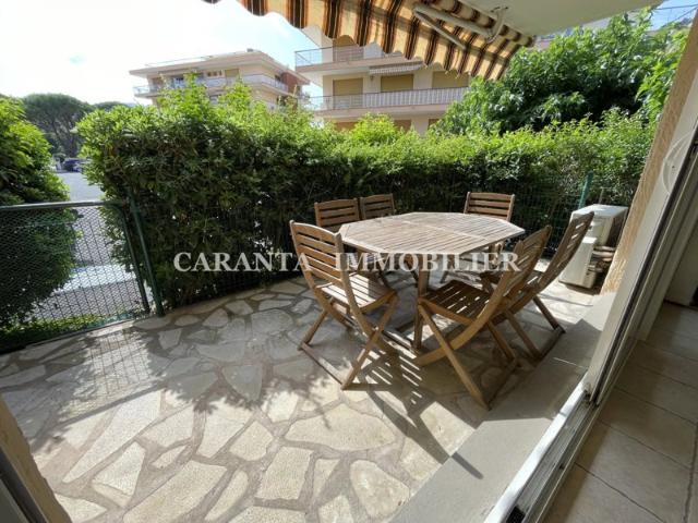 Vente appartement 3 pièces Sainte Maxime avec terrasse et pa