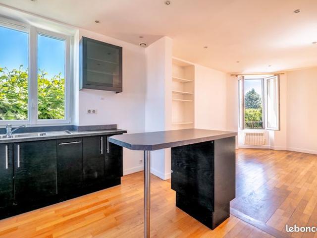 Vente | Appartement T3 | 3p | 2ch | 52.13 m² | Saint Maur des Fossés | Expo Est/Sud/Sud Ouest
