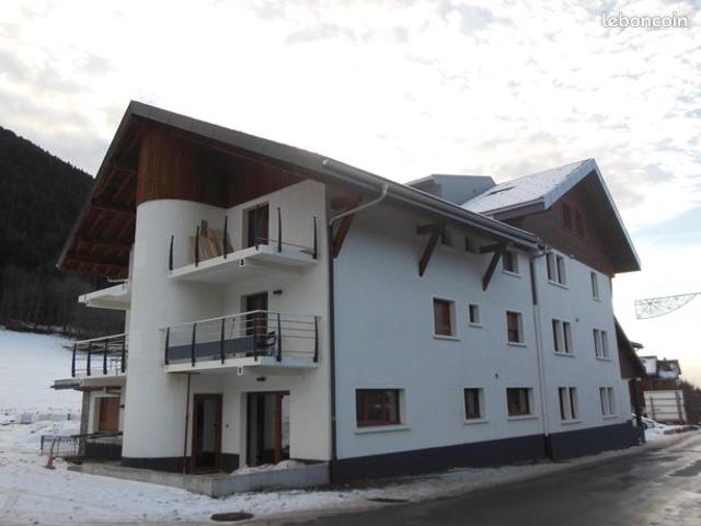 Appartement 3 pièces 54m² | Bernex centre | 2 parkings extérieurs