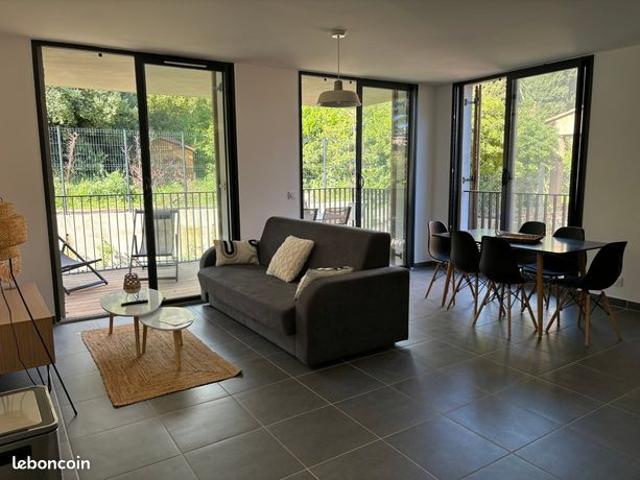 Vente | Appartement T3 | 3p | 2ch | 64 m² | Bormes les Mimosas | Expo Nord/Ouest | Terrasse · Balcon